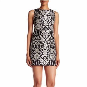 NWT Alice and Olivia Jacquard Shift Dress Size 10
